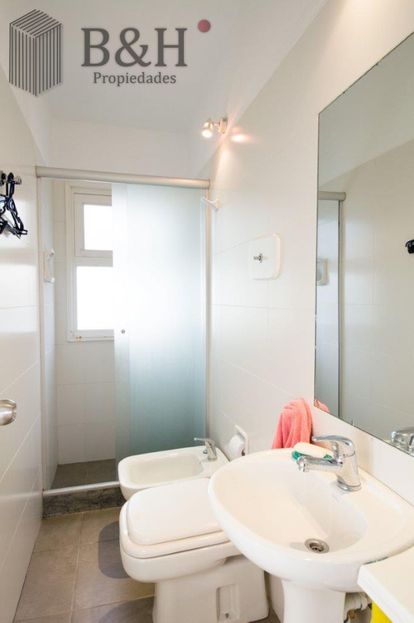 Casa ID.542 - Casa en venta de 5 dormitorios a metros del mar 