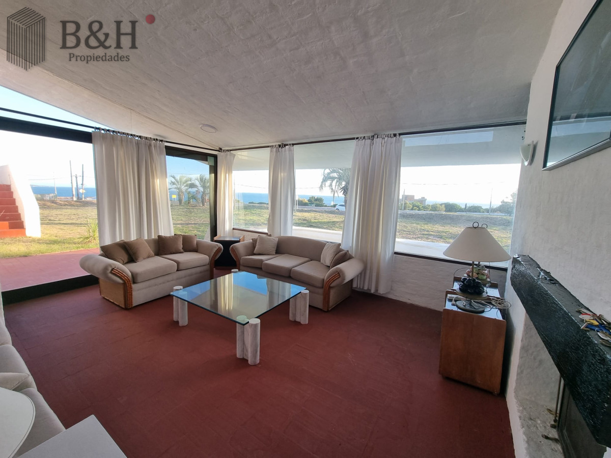 Casa ID.4217 - Espectacular casa con linda vista al mar