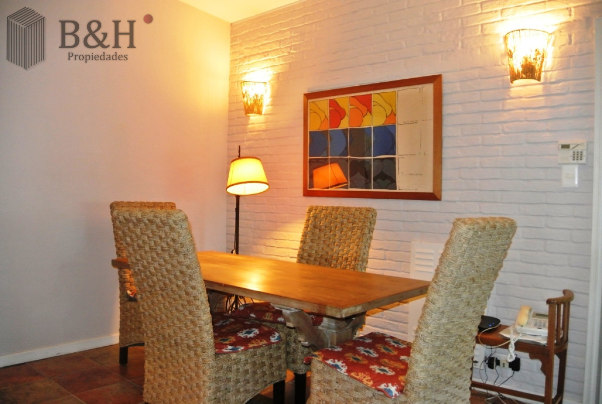 Casa ID.542 - Casa en venta de 5 dormitorios a metros del mar 