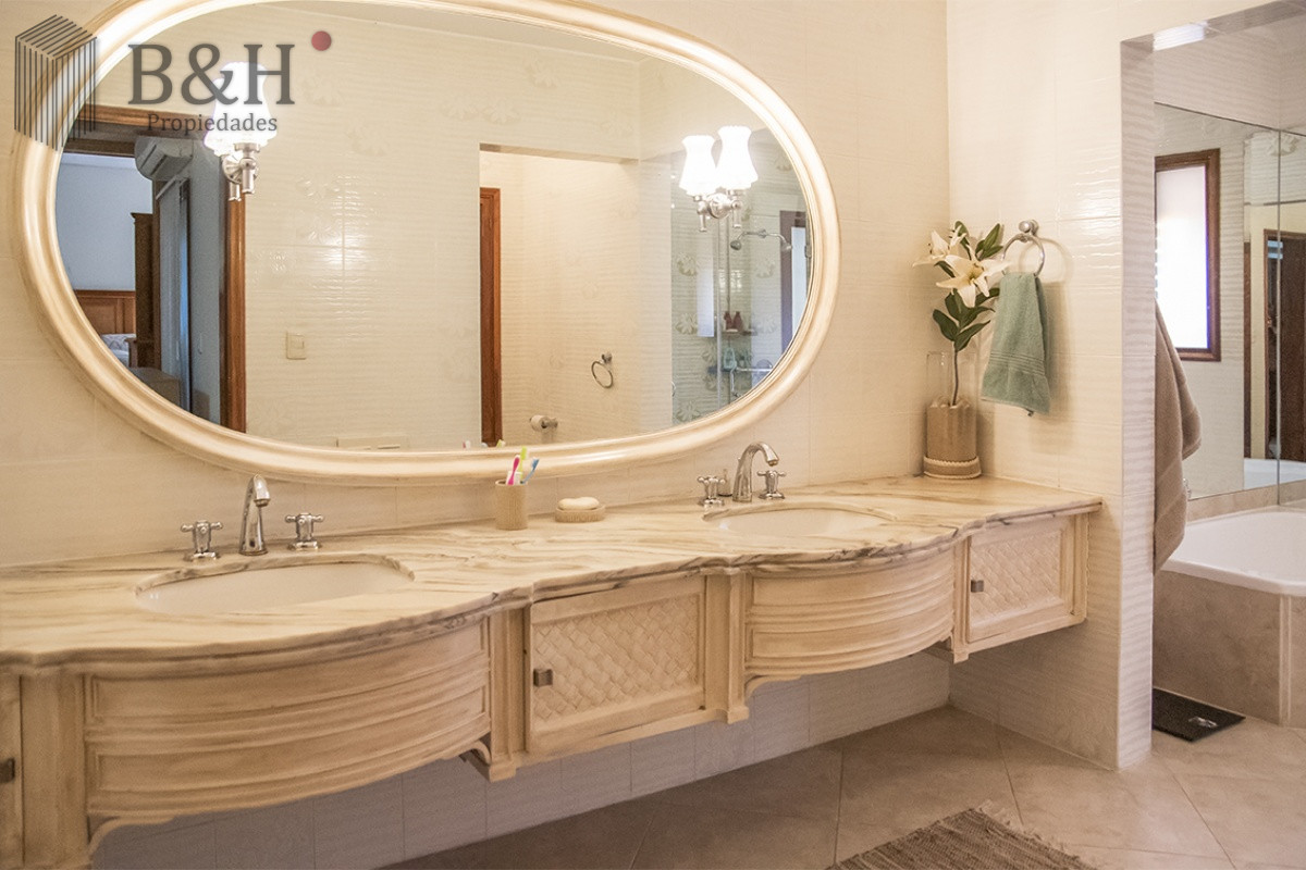 Casa ID.537 - Hermosa casa en venta en Punta del Este