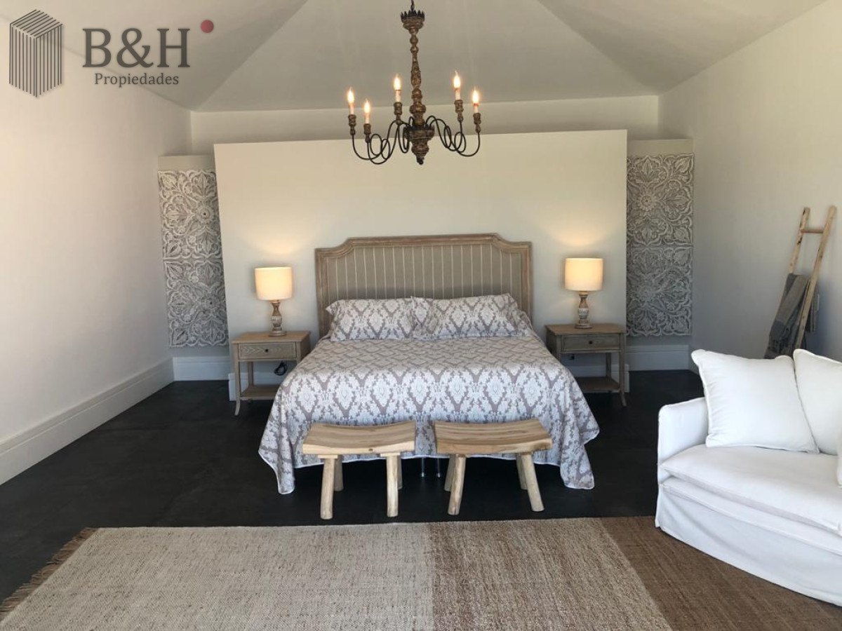 Casa ID.4219 - CASA CON ESTILO Y DISEÑO