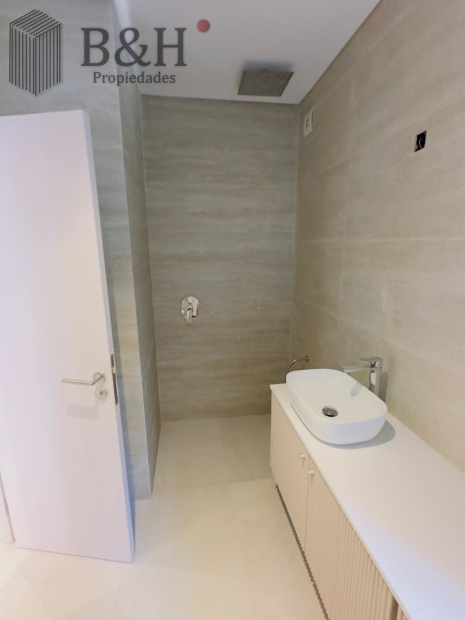 Casa ID.6058 - Vende casa a estrenar en Club del lago, Punta Ballena 