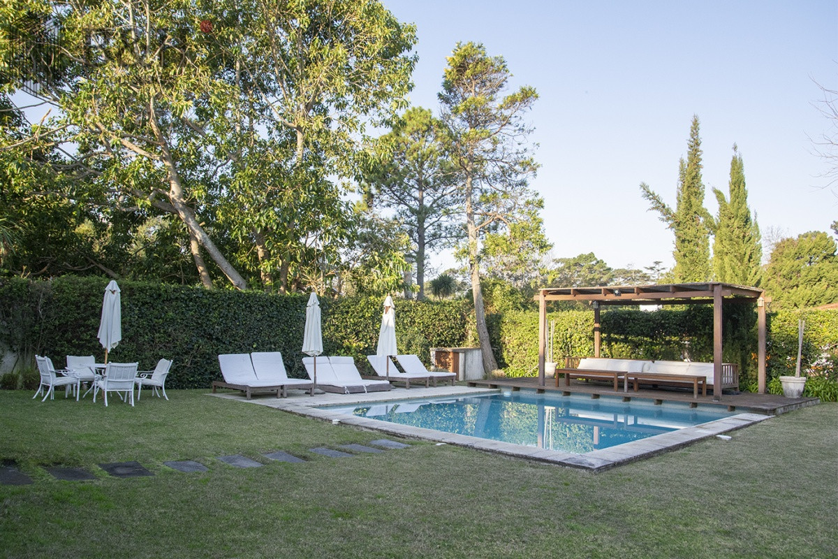 Casa ID.534 - Casa de gran tamaño ubicada en zona privilegiada.