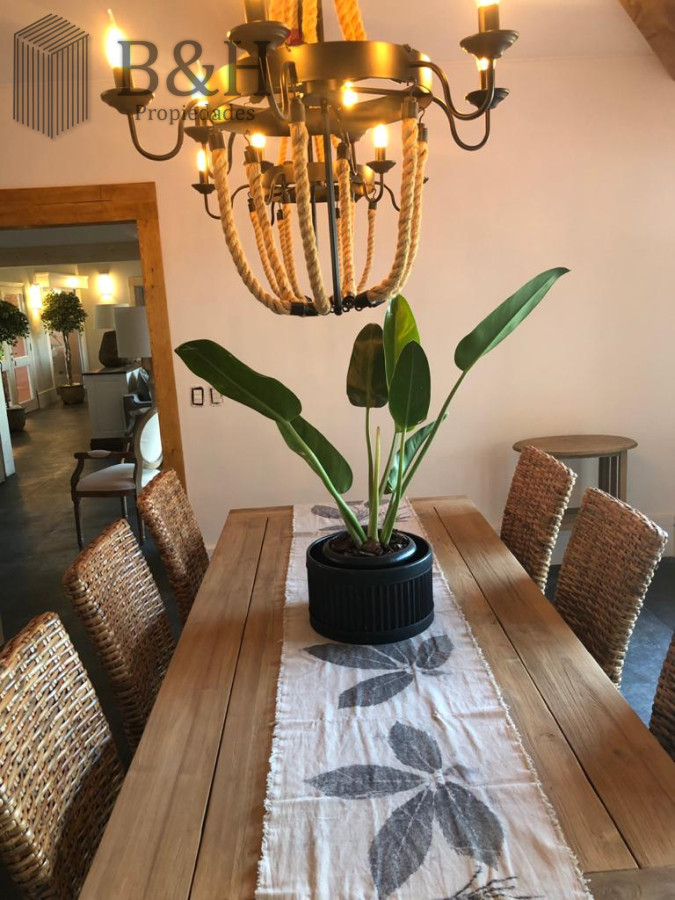 Casa ID.4219 - CASA CON ESTILO Y DISEÑO