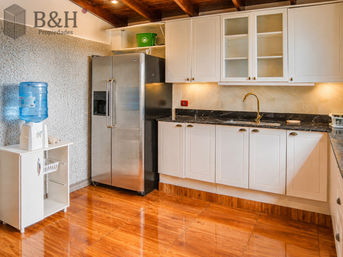 Casa ID.7522 - En venta casa de 4 dormitorios en Barrio 4 H en Maldonado, con barbacoa y piscina