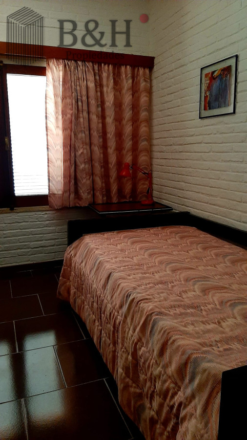 Casa ID.539 - Departamento de 4 dormitorios en venta en Playa Brava