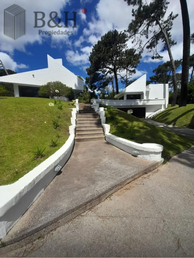 Lugano - GoPunta - Portal Inmobiliario de Punta del Este - Maldonado