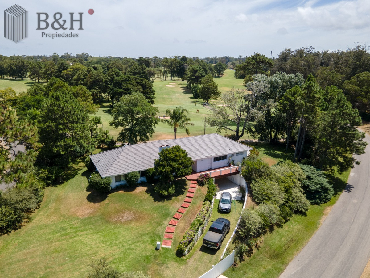 Golf - GoPunta - Portal Inmobiliario de Punta del Este - Maldonado