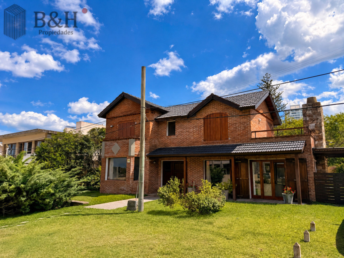 Casa ID.6311 - Vende hermosa casa en san rafael , cerca del mar, Punta del Este