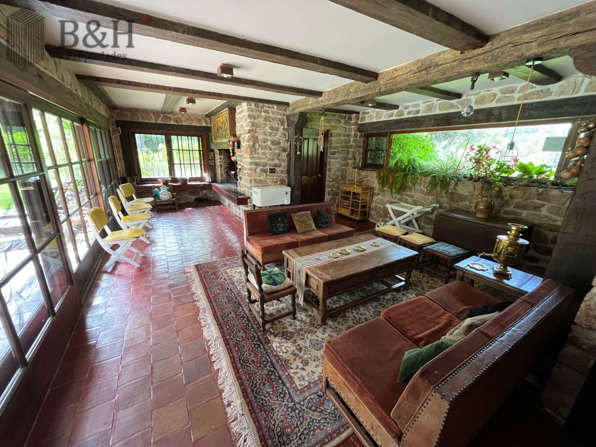 Casa ID.4218 - Hermosa mansión en Golf de 6 dormitorios , Punta del Este