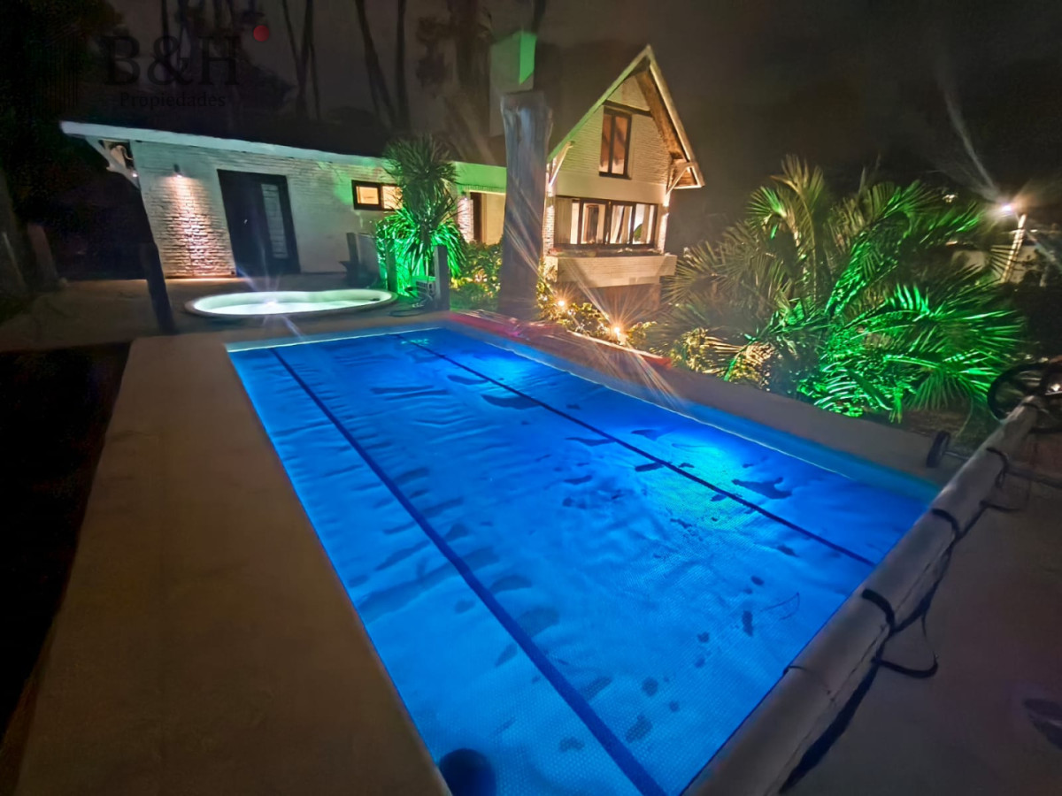 Casa ID.4270 - Casa en Venta de 5 dormitorios en San Rafael , Punta del este 