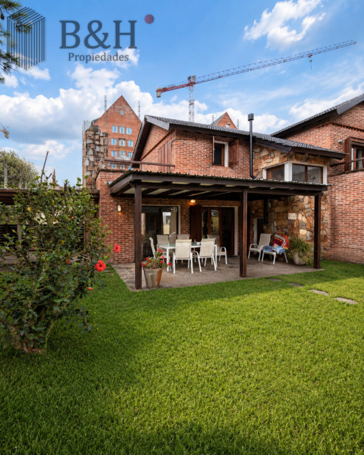 Casa ID.6311 - Vende hermosa casa en san rafael , cerca del mar, Punta del Este
