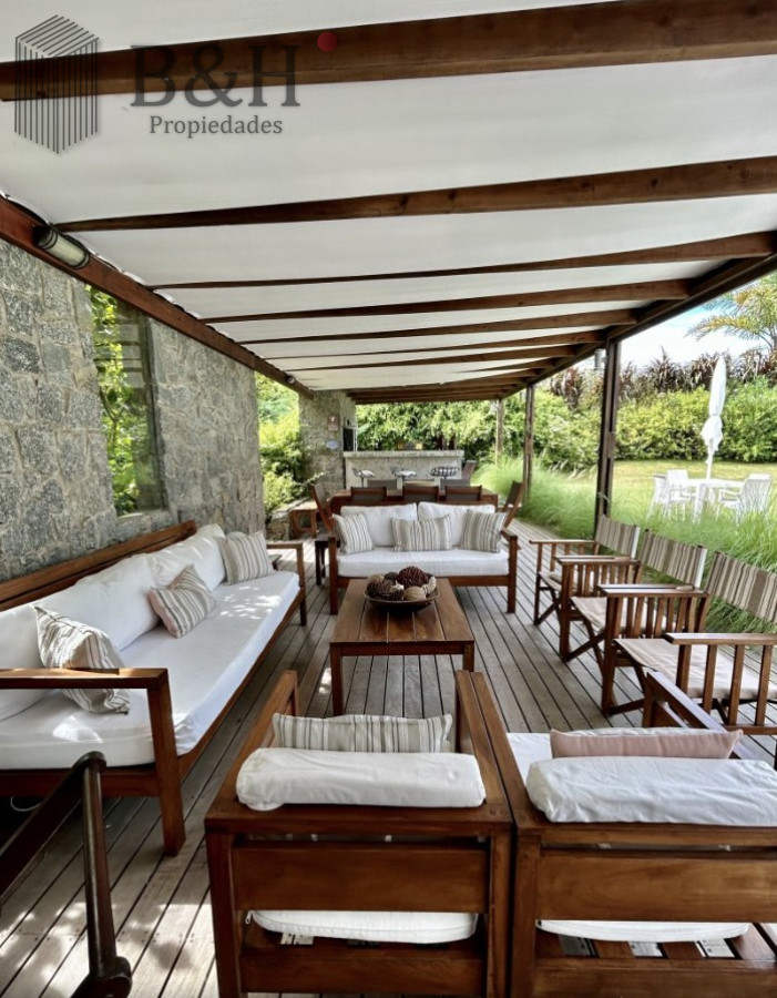Casa ID.4213 - Casa en venta Rincon del Indio, Punta del este 