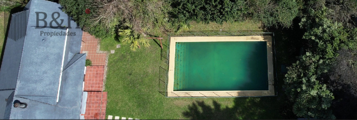Casa ID.5451 - Vende gran casa para vivir todo el año, de 3 dormitorios en Punta del Este 