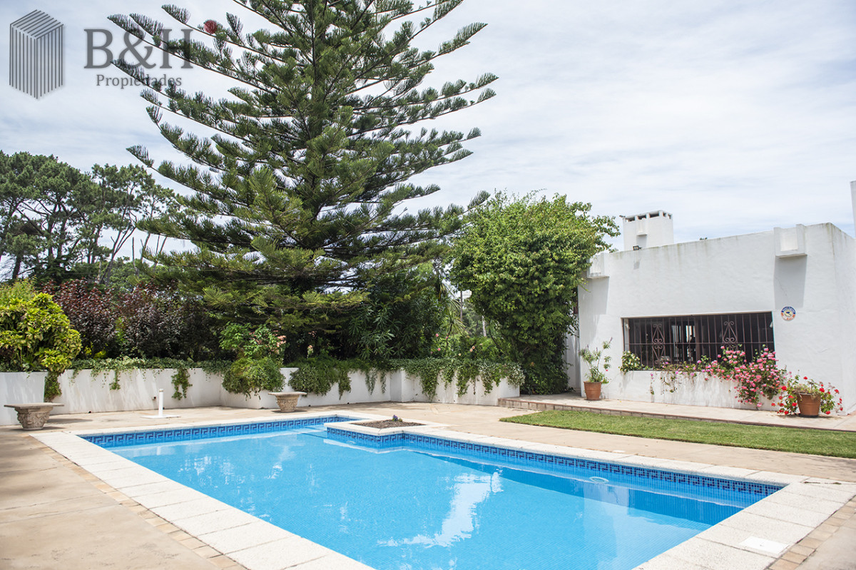 Casa ID.4224 - Casa en Lugano - Punta del Este