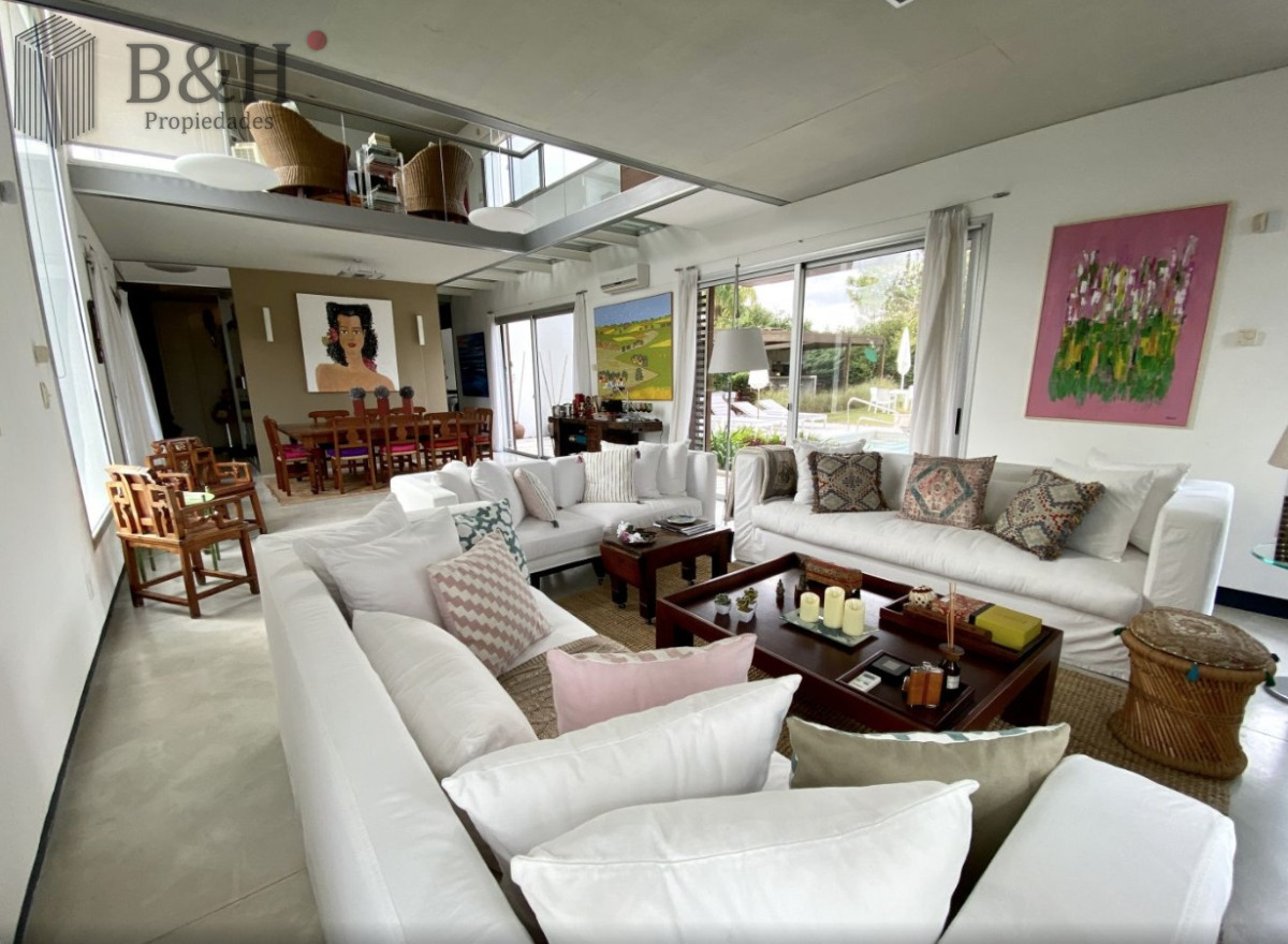 Casa ID.4213 - Casa en venta Rincon del Indio, Punta del este 