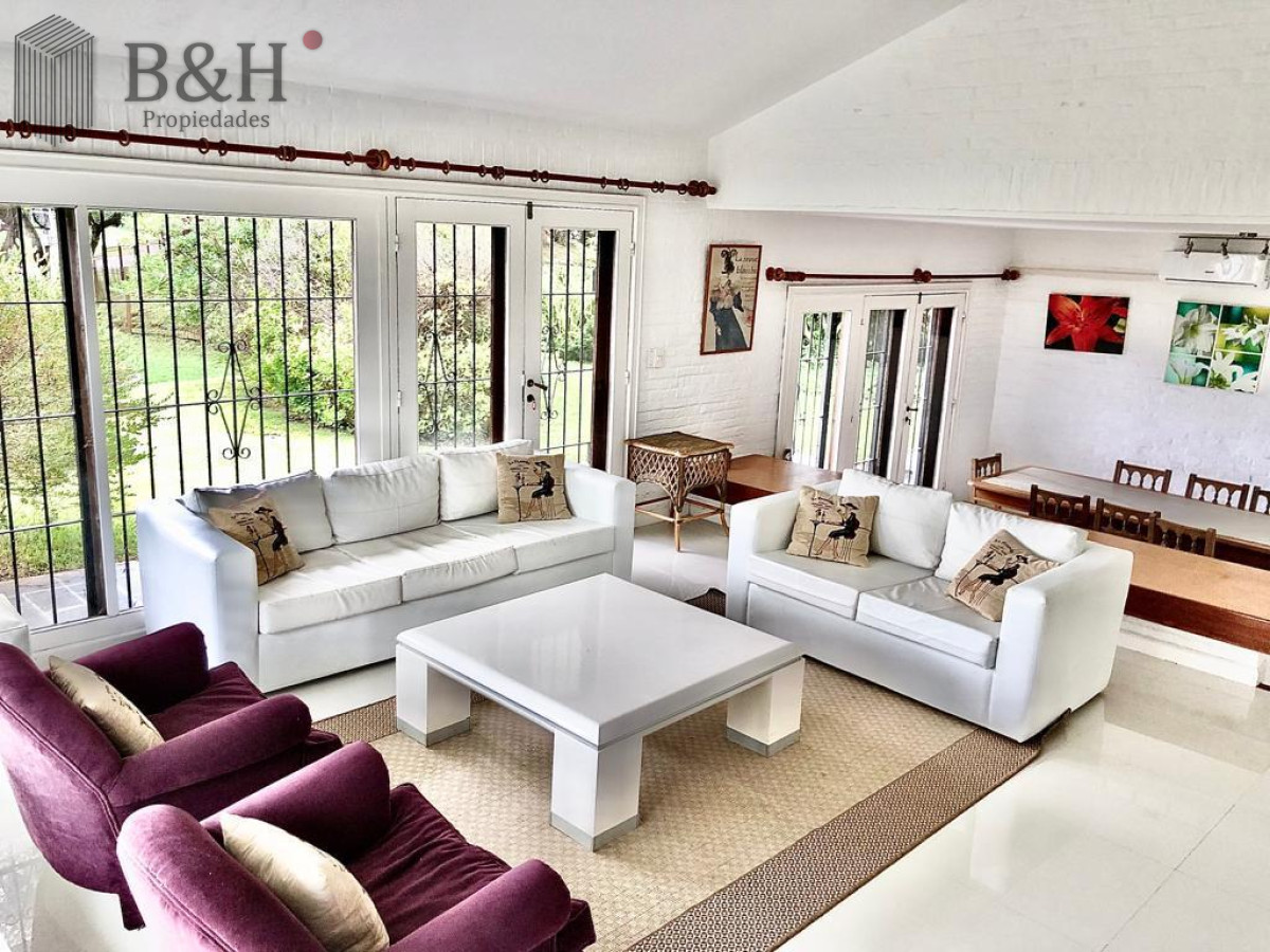 Casa ID.4261 - Casa en venta en Lugano, Punta del este, 3 dormitorios y dependencia