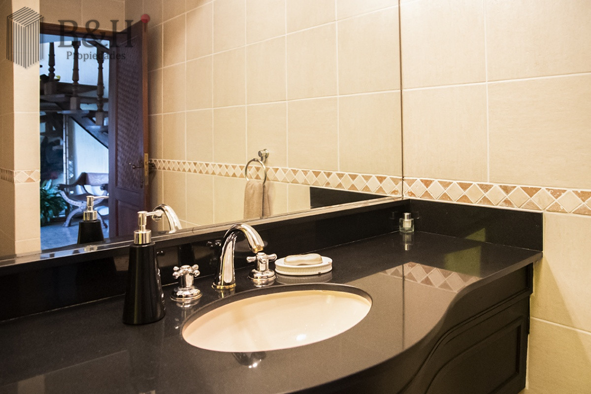 Casa ID.537 - Hermosa casa en venta en Punta del Este