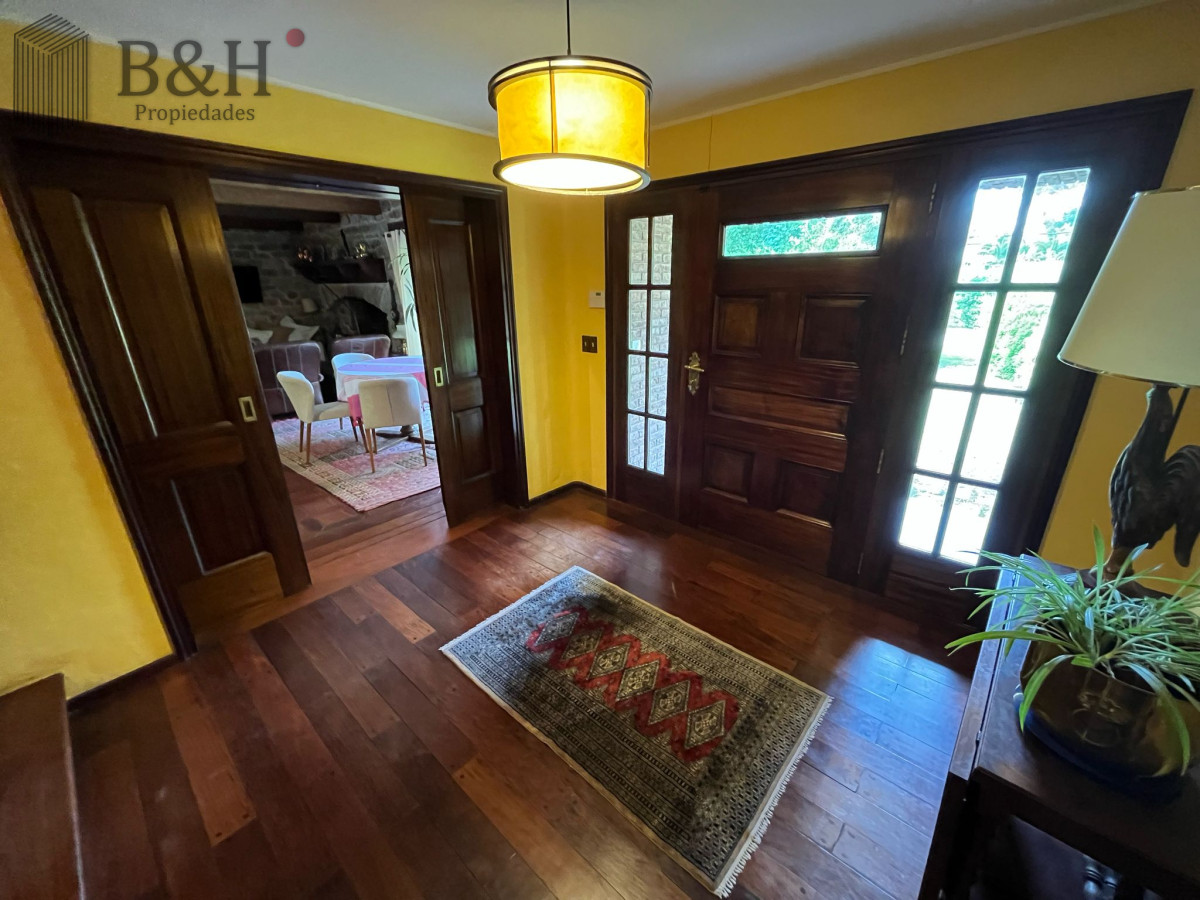 Casa ID.4218 - Hermosa mansión en Golf de 6 dormitorios , Punta del Este