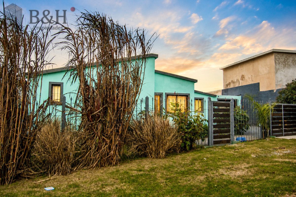 Casa ID.7522 - En venta casa de 4 dormitorios en Barrio 4 H en Maldonado, con barbacoa y piscina