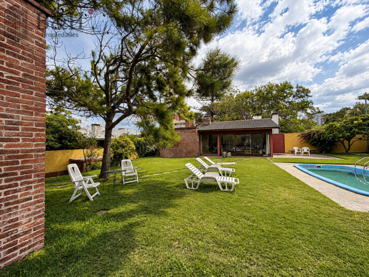 Casa ID.6311 - Vende hermosa casa en san rafael , cerca del mar, Punta del Este