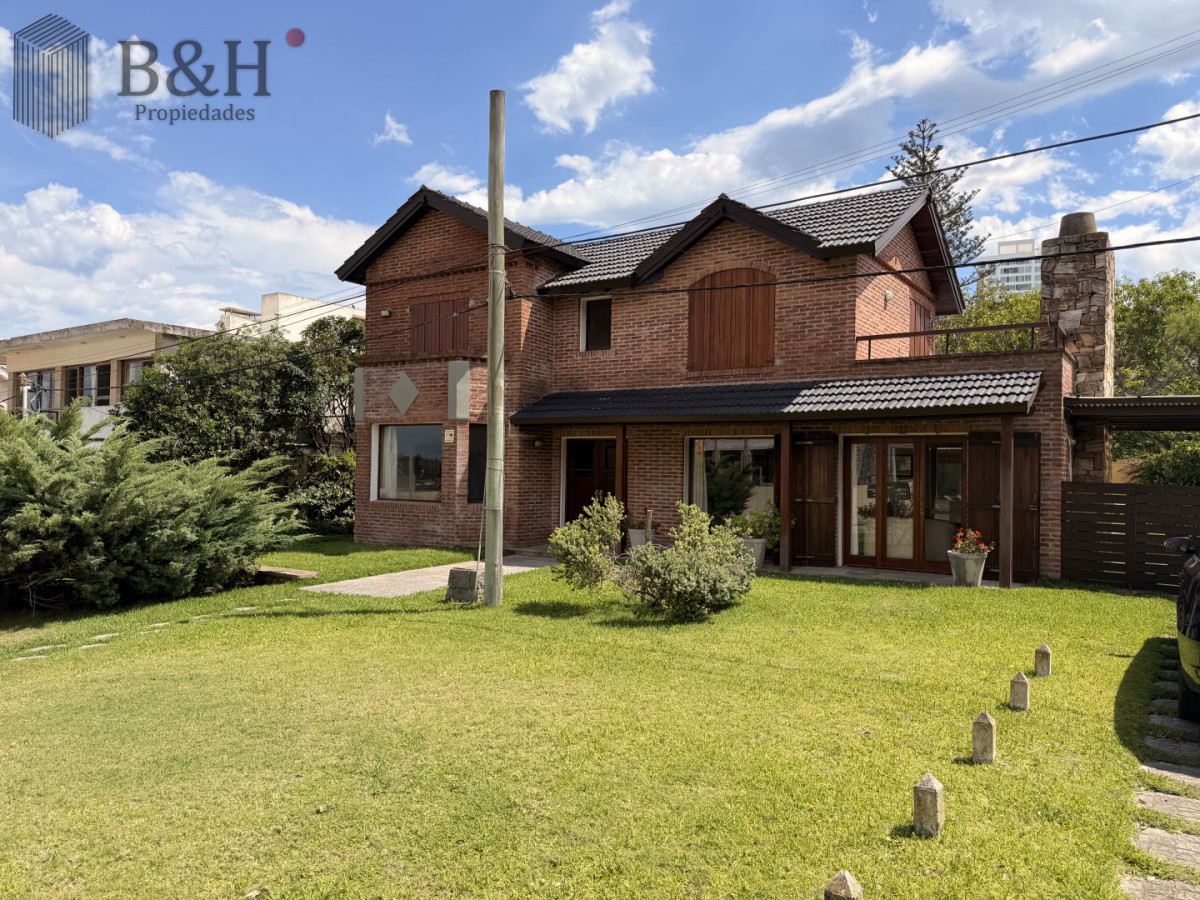 Casa ID.6311 - Vende hermosa casa en san rafael , cerca del mar, Punta del Este