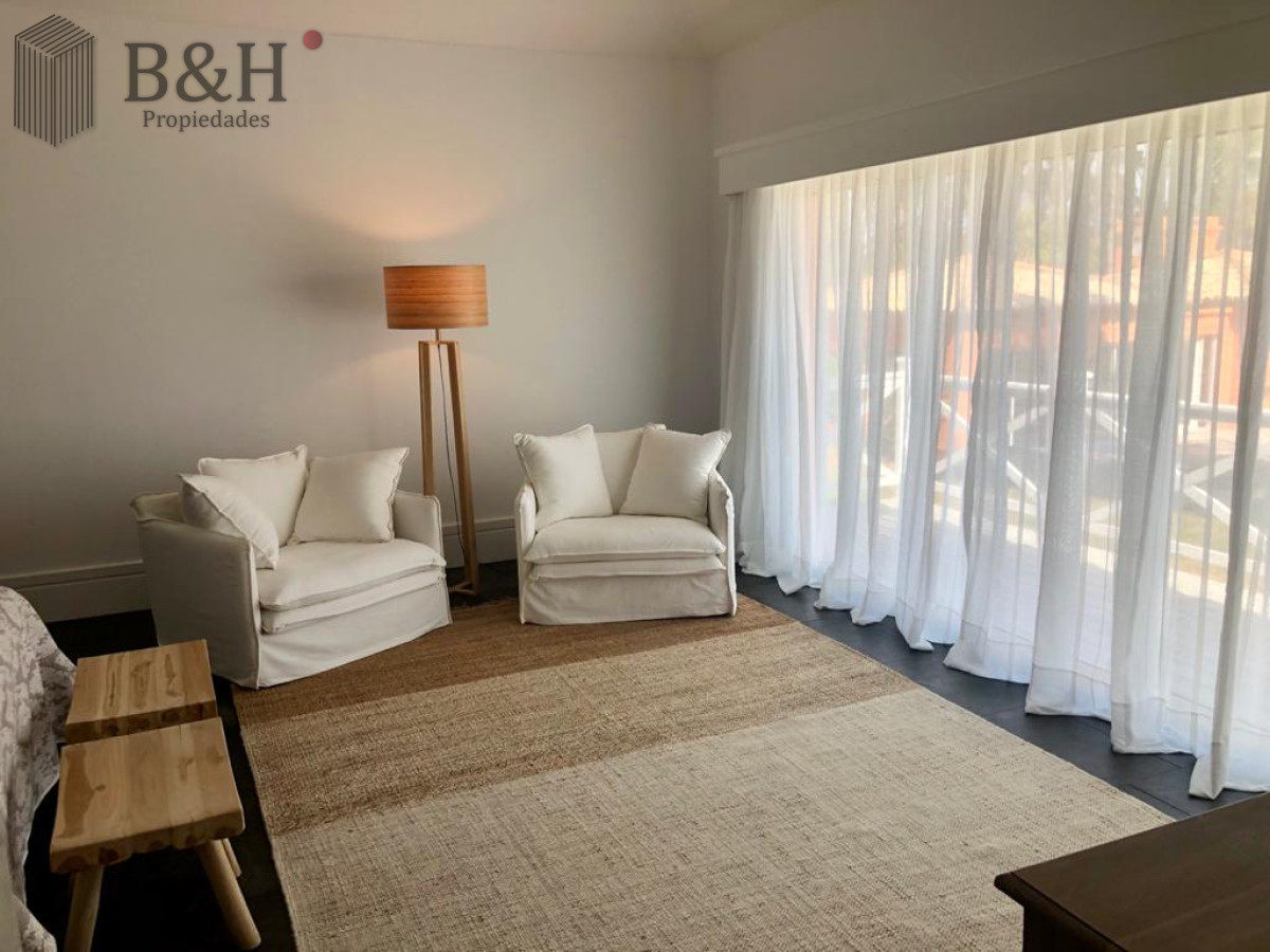 Casa ID.4219 - CASA CON ESTILO Y DISEÑO