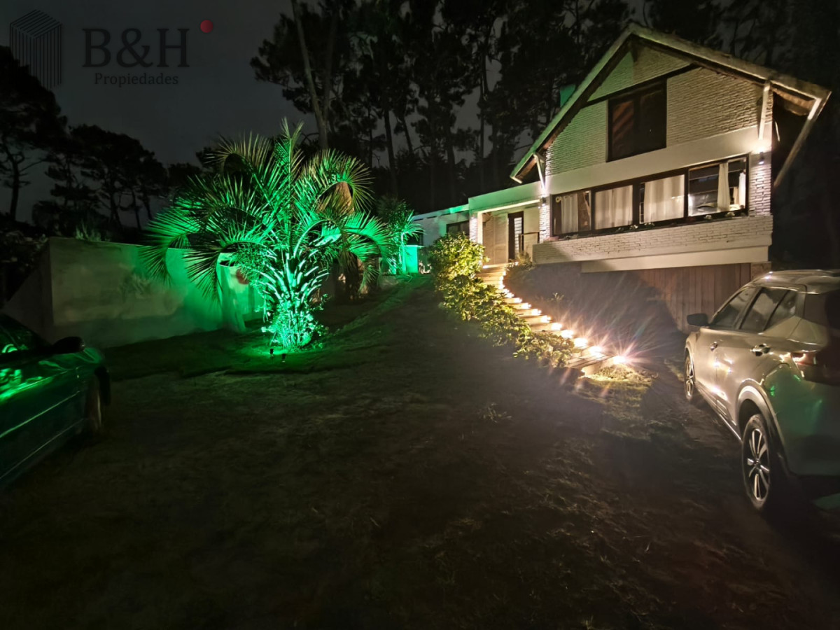 Casa ID.4270 - Casa en Venta de 5 dormitorios en San Rafael , Punta del este 