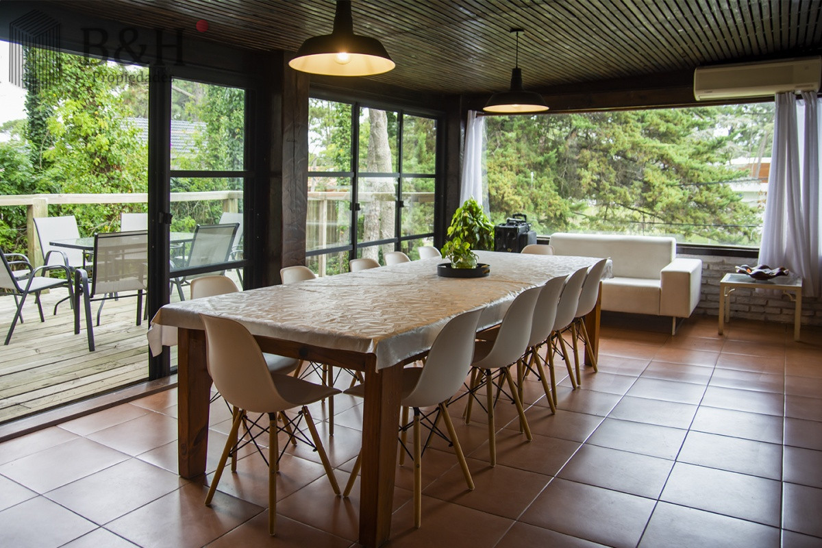 Casa ID.4270 - Casa en Venta de 5 dormitorios en San Rafael , Punta del este 
