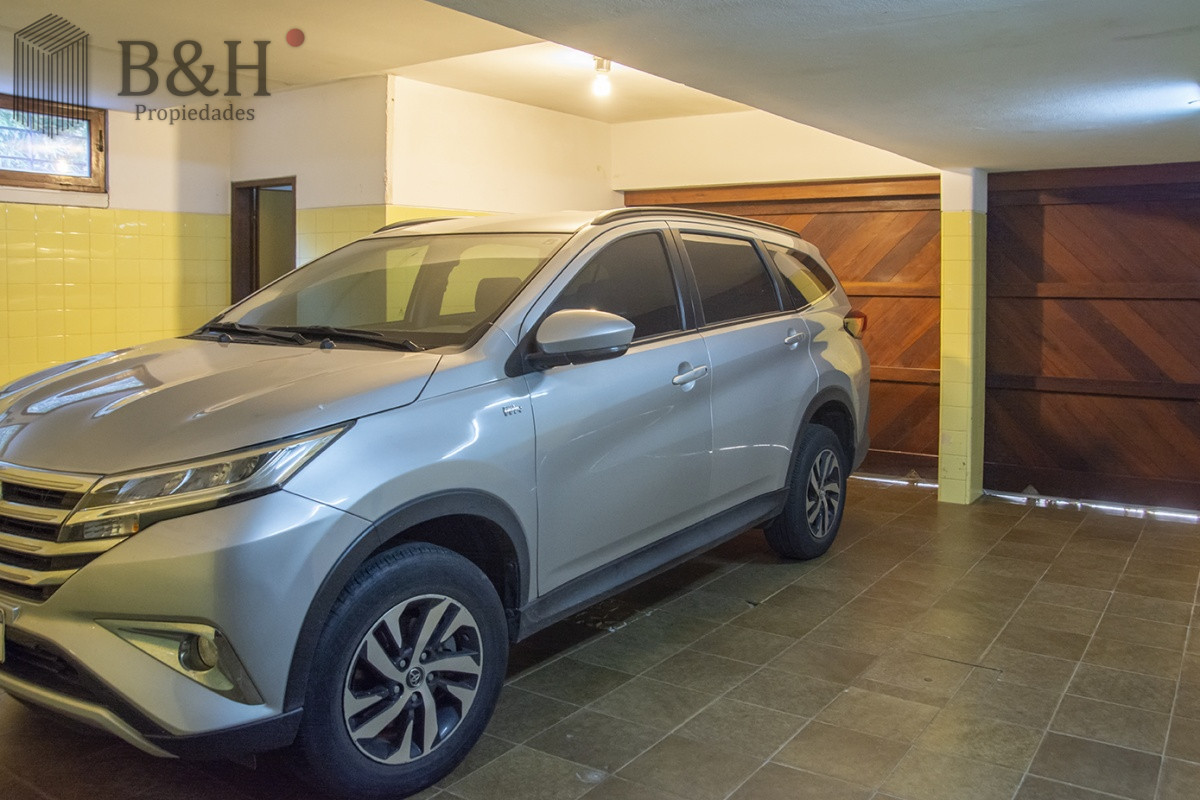 Casa ID.534 - Casa de gran tamaño ubicada en zona privilegiada.