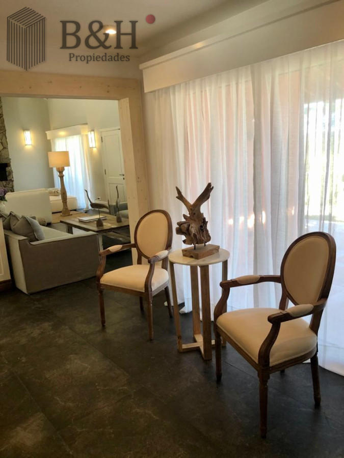 Casa ID.4219 - CASA CON ESTILO Y DISEÑO
