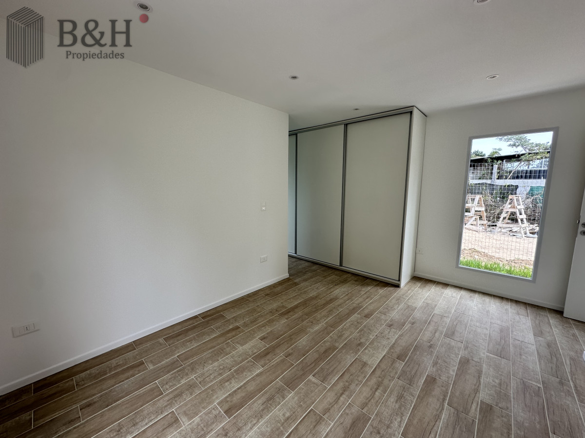 Casa ID.4973 - Vende casa de 3 dormitorios a estrenar, Punta del Este
