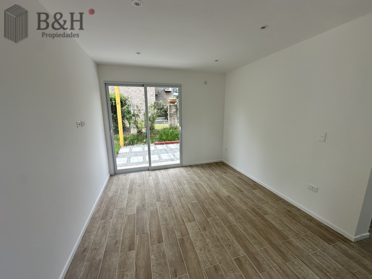 Casa ID.4973 - Vende casa de 3 dormitorios a estrenar, Punta del Este