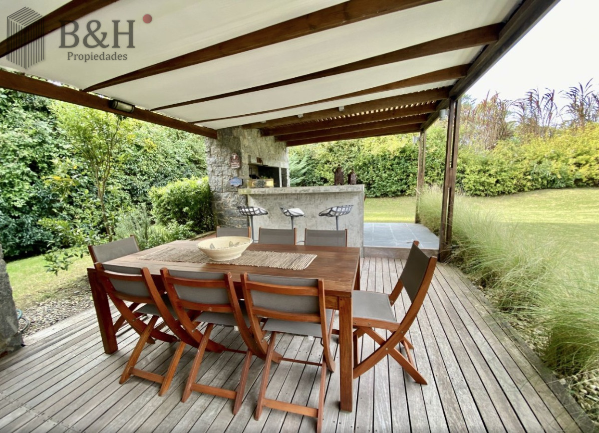 Casa ID.4213 - Casa en venta Rincon del Indio, Punta del este 