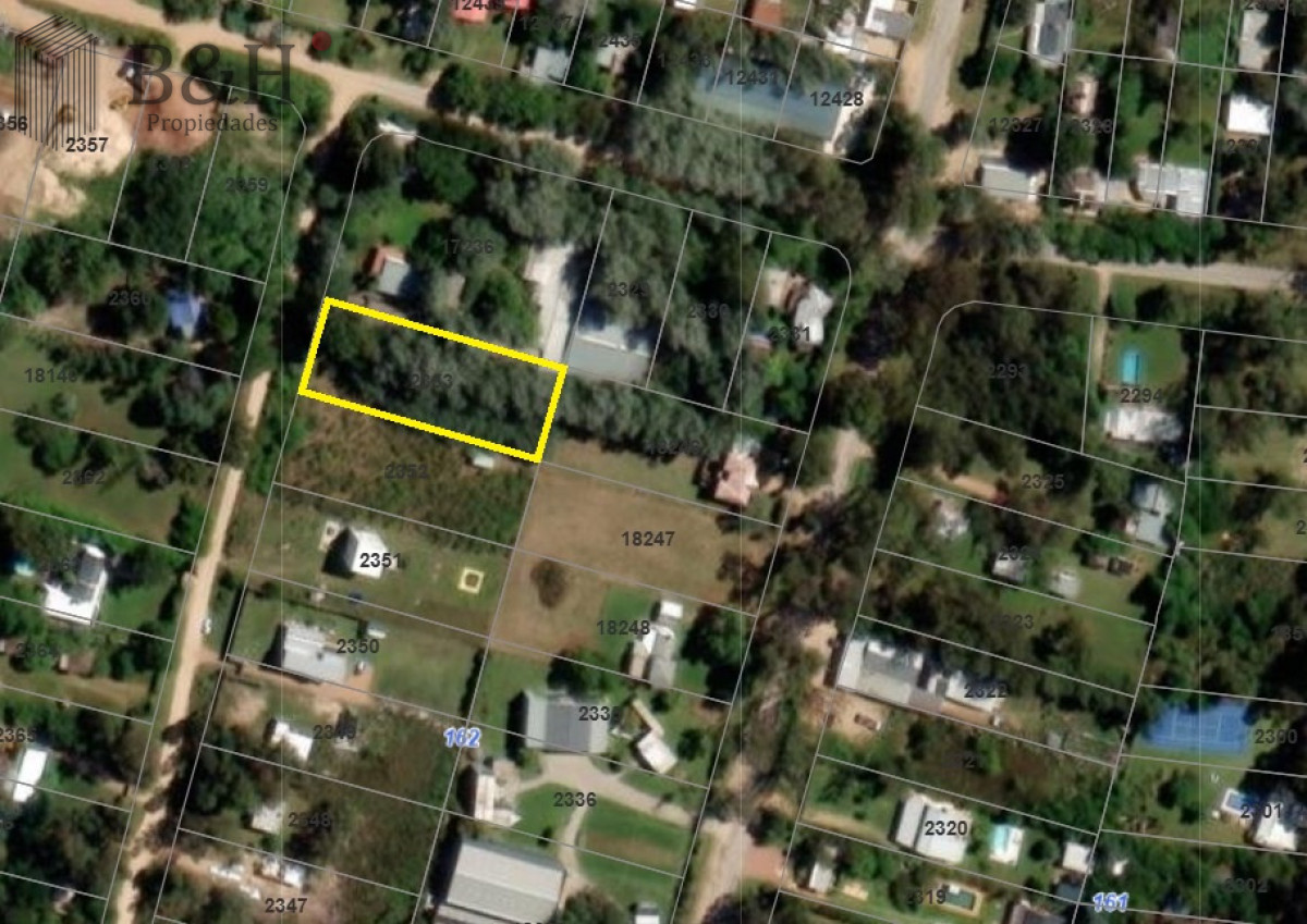 Terreno de 1700 mts 2 a la venta en La Barra El Tesoro - BYH6833T
