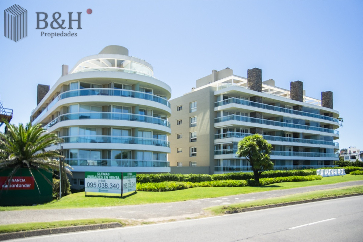 Apartamento ID.6057 - Vende departamento de 2 dormitorios en Playa Mansa, Punta del Este 
