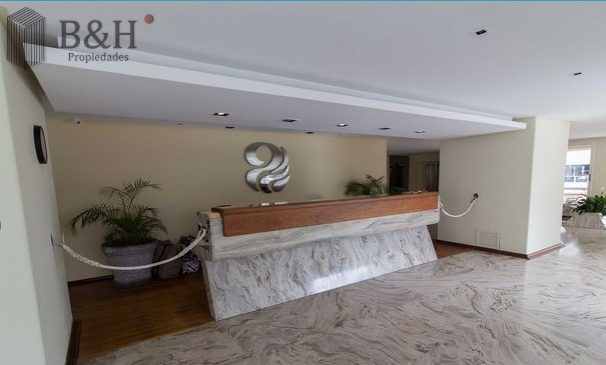 Apartamento ID.5540 - Apartamento de 3 dormitorios en Peninsula, Punta del Este con vista al mar