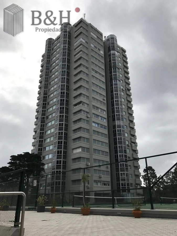 Apartamento ID.6510 - Departamento de 4 dormitorios en venta, Roosevelt, amplios ambientes. Punta del ESte