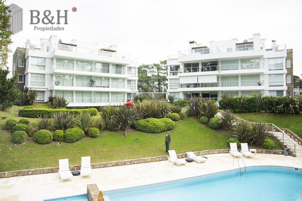 Apartamento ID.7837 - Departamento de 1 dormitorio en Playa Mansa, Punta del este