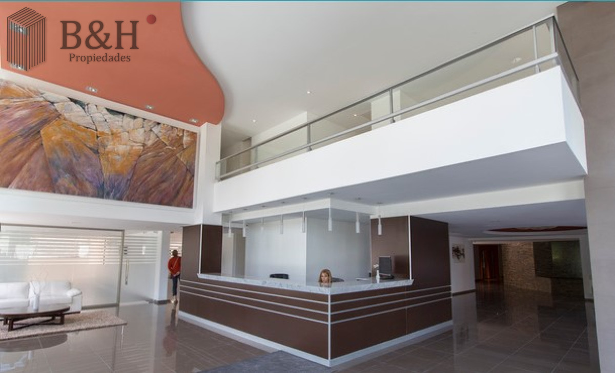 Apartamento ID.4847 - En venta apartamento con excelente vista, de 3 dormitorios en Roosevelt.