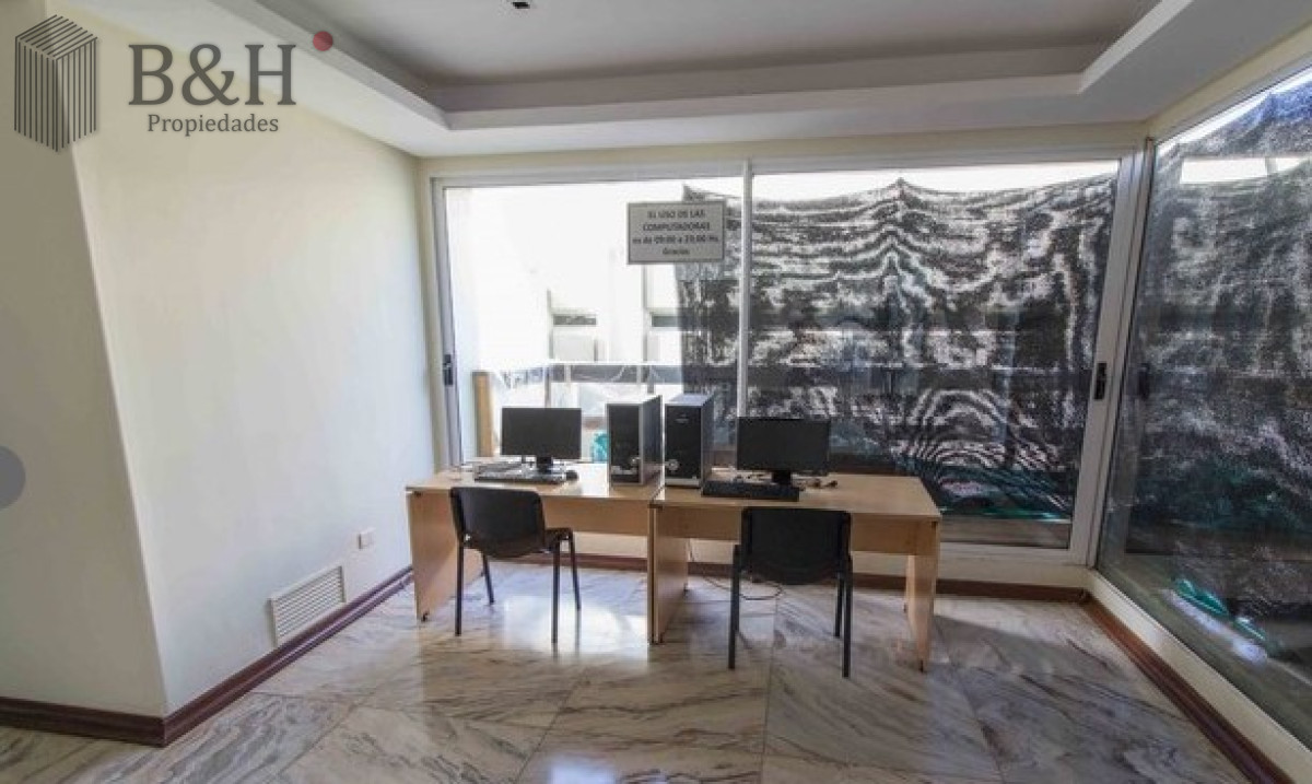 Apartamento ID.5540 - Apartamento de 3 dormitorios en Peninsula, Punta del Este con vista al mar