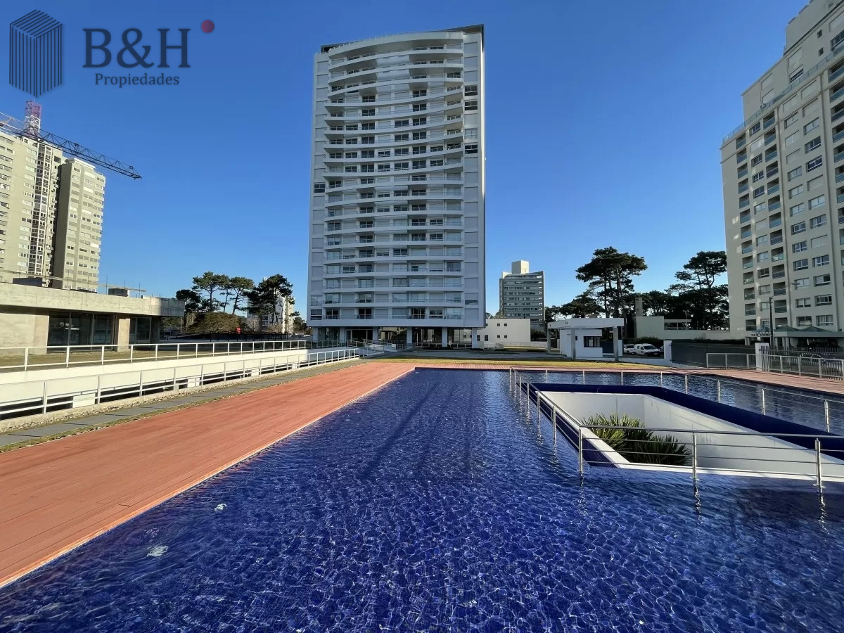 Apartamento ID.7836 - Greenlife de 2 dormitorios en Punta del este
