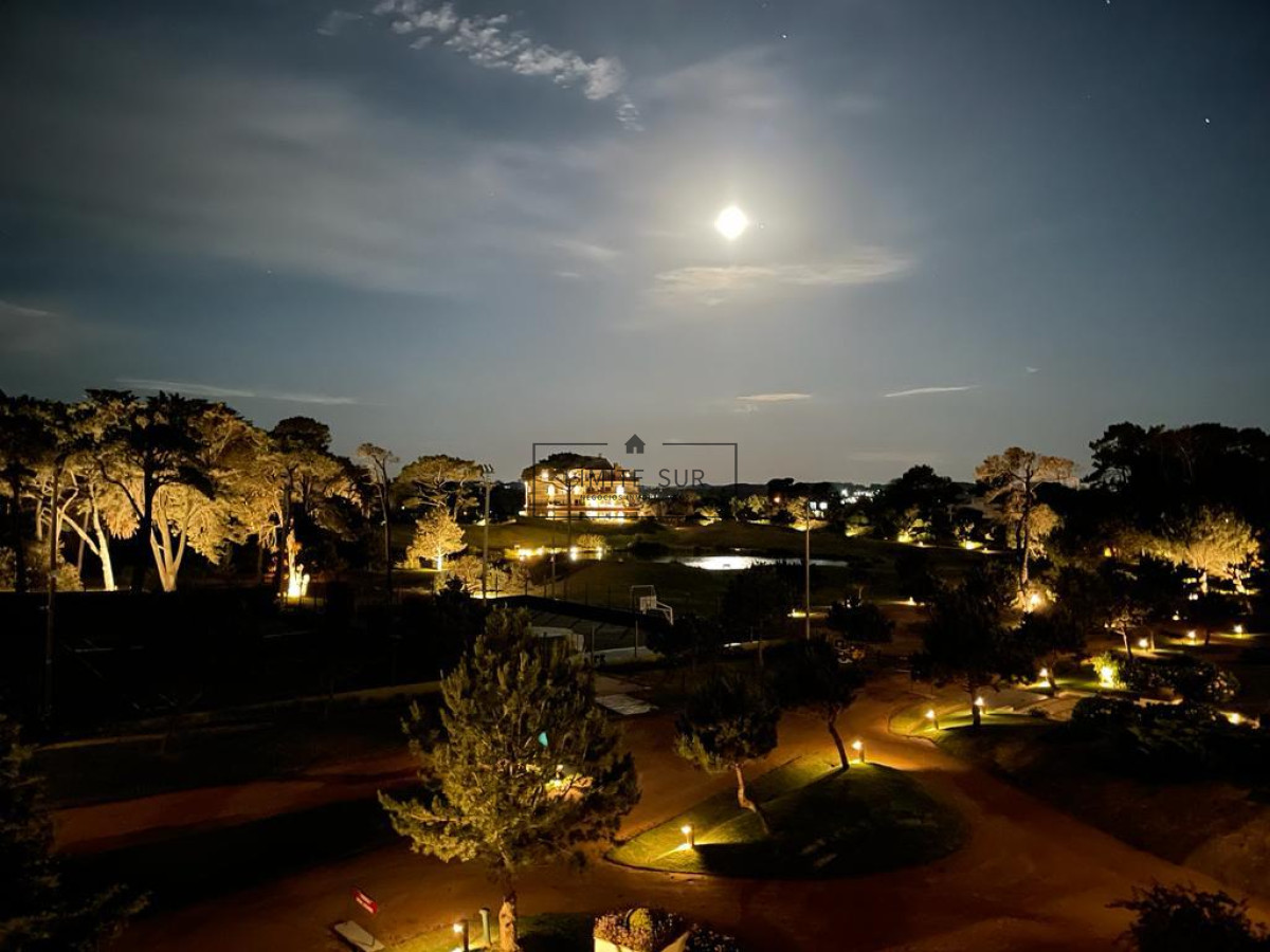 Apartamento ID.206 - Comodo e iluminado departamento en venta de 3 dormitorios con preciosa vista al mar. Veramansa