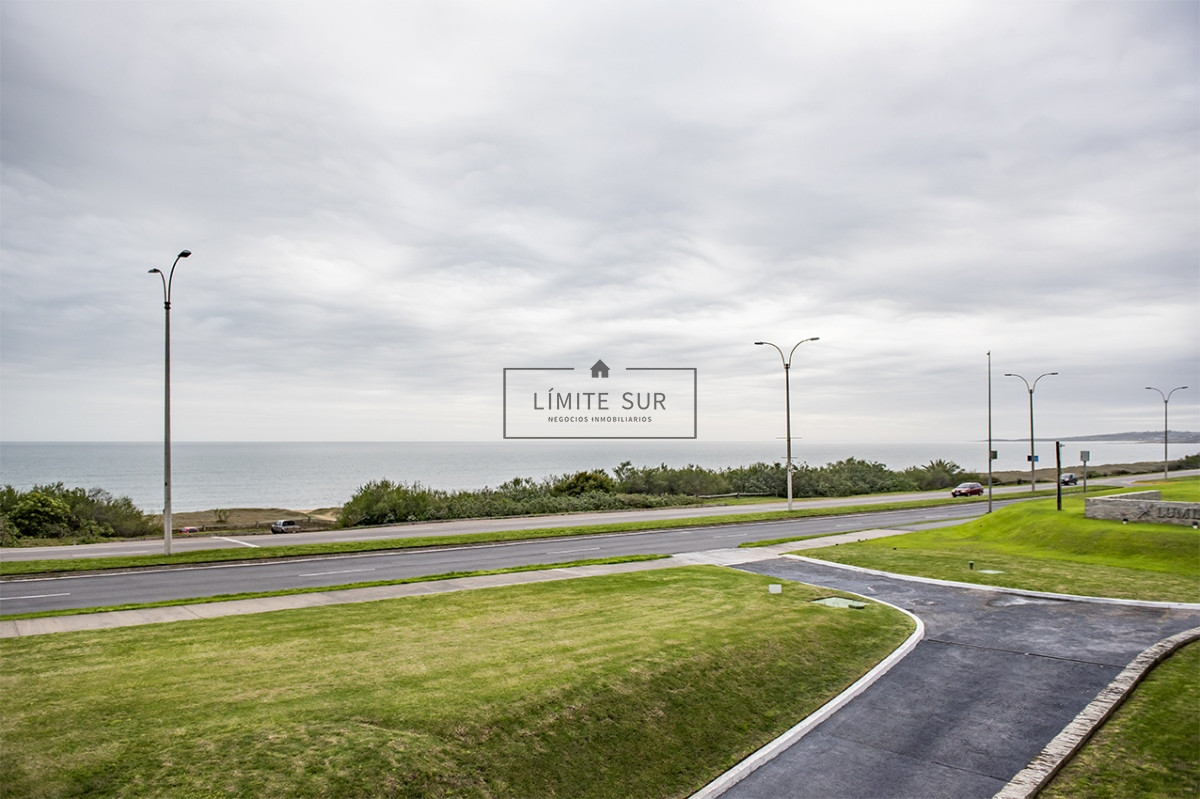 Apartamento ID.214 - Departamento de 3 dormitorios en venta. Gran Oportunidad en Mansa.