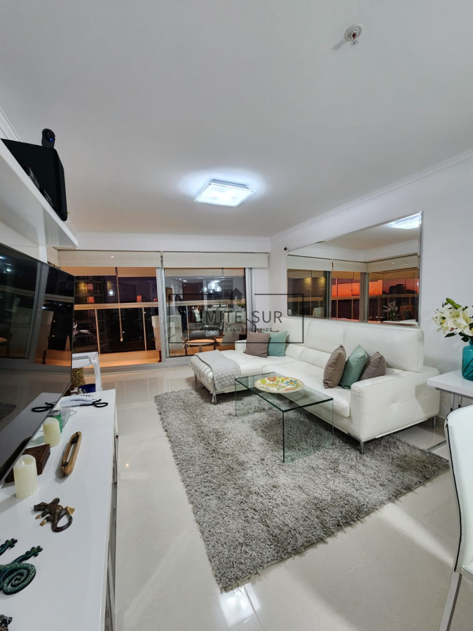 Apartamento ID.209 - MIAMI BOULEVARD, PUNTA DEL ESTE, PLAYA MANSA, DOS DORMITORIOS , PRIMERAS PARADAS 