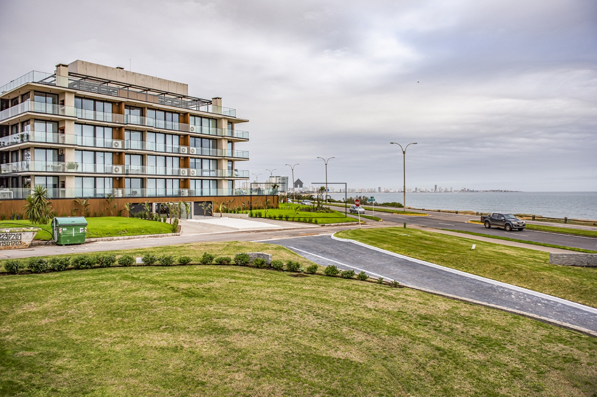 Apartamento ID.214 - Departamento de 3 dormitorios en venta. Gran Oportunidad en Mansa.