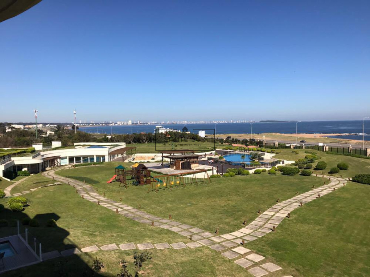 Apartamento ID.206 - Comodo e iluminado departamento en venta de 3 dormitorios con preciosa vista al mar. Veramansa