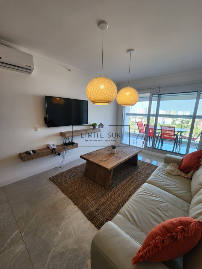 Apartamento ID.208 - MIAMI BOULEVARD, Punta del Este, Playa mansa, 2 dormitorios