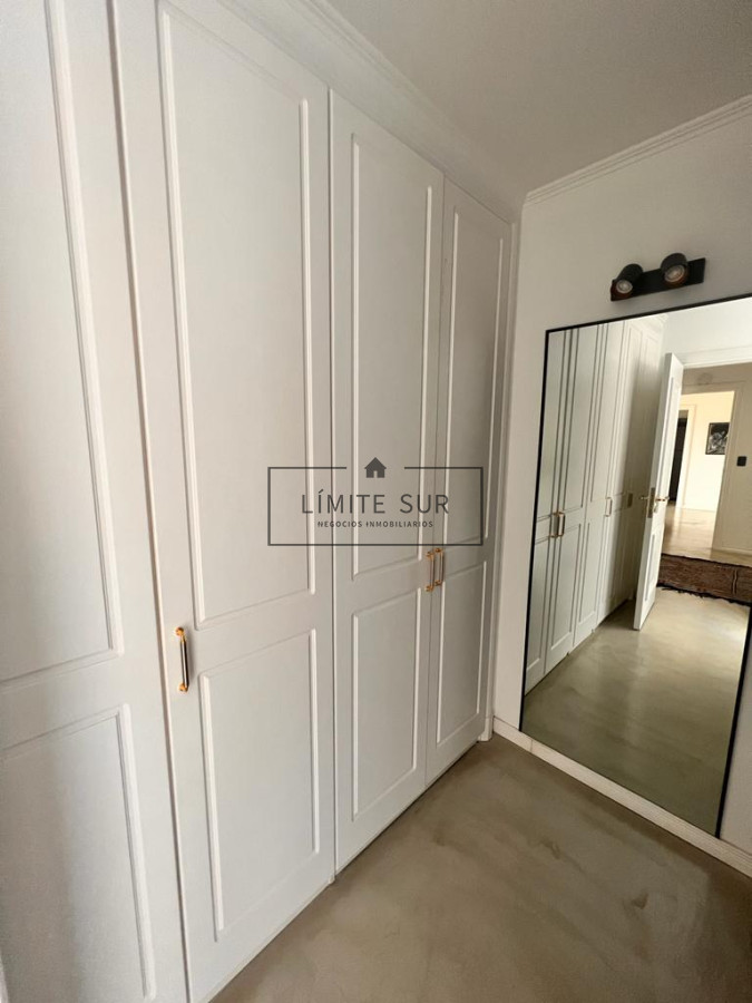 Apartamento ID.217 - Vende espectacular apartamento de 3 dormitorios en Coral Tower, Playa Mansa, Punta del Este 