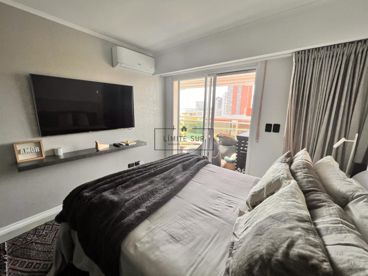 Apartamento ID.217 - Vende espectacular apartamento de 3 dormitorios en Coral Tower, Playa Mansa, Punta del Este 